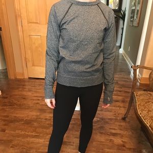 Lululemon pullover size 2